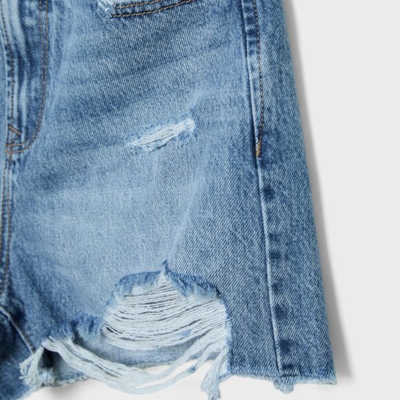 Stradivarius D75 Ripped Demim Short - medium blue size 6 - Picture 3 of 3